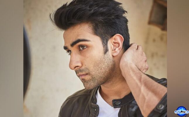 Photo of Aadar Jain at a show