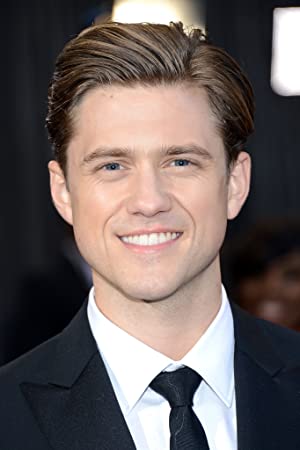 Official profile picture of Aaron Tveit Movies