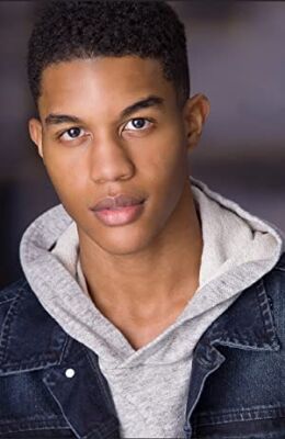 Official profile picture of Aaron Valentine