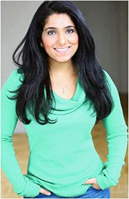 Official profile picture of Aizzah Fatima