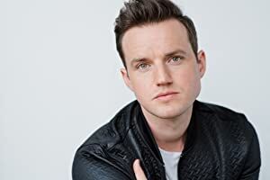 Official profile picture of Alex Ross