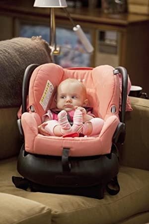 Official profile picture of Ali Louise Hartman