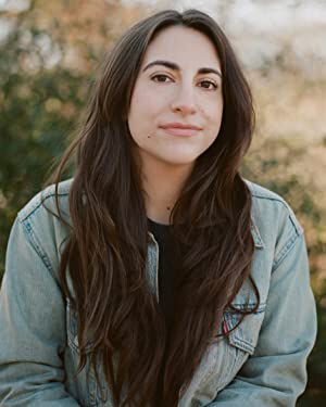 Official profile picture of Ali Vingiano