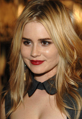 Official profile picture of Alison Lohman