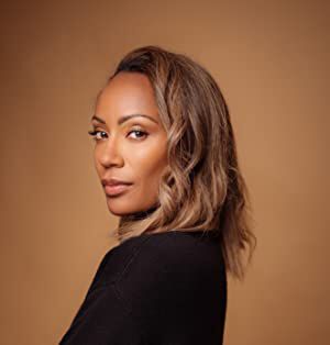 Official profile picture of Alyson Joyce