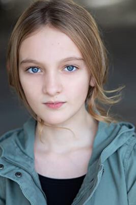 Official profile picture of Amelie McLain
