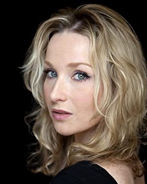 Official profile picture of Amy Beth Hayes