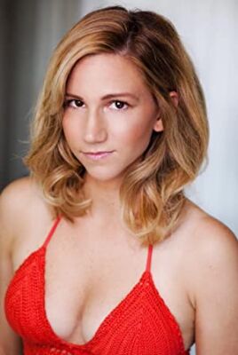 Official profile picture of Ann LeuVoy