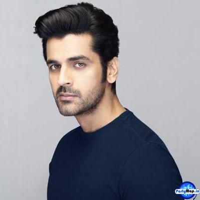 Photo of Arjan Bajwa at a show
