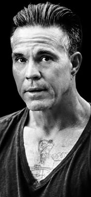 Official profile picture of Ash Adams