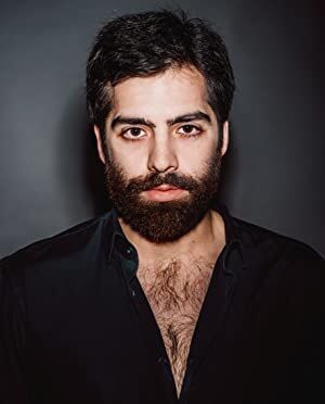 Official profile picture of Ash Goldeh