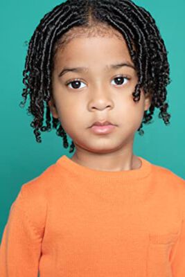 Official profile picture of Asher Liam Clay