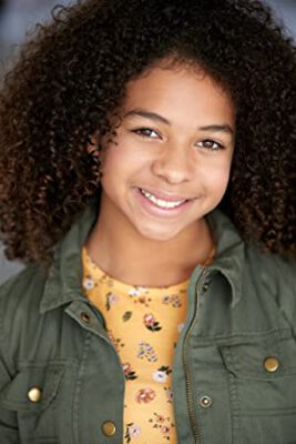 Official profile picture of Ava Elise Farmer