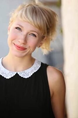 Official profile picture of Betsy Phillips