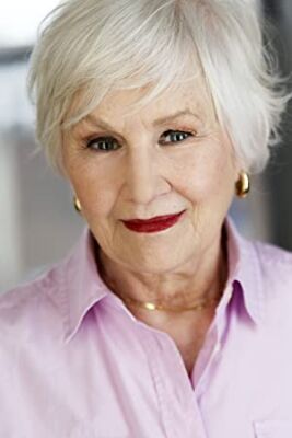 Official profile picture of Brenda Currin