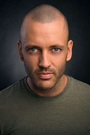 Official profile picture of Cameron Dean