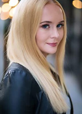 Official profile picture of Candy Fox