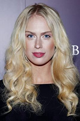 Official profile picture of CariDee English