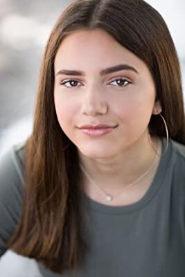 Official profile picture of Chloe Klitus