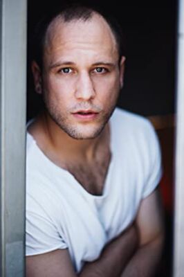 Official profile picture of Chris Ostrowski