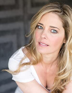 Official profile picture of Christina Moore