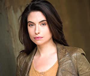 Official profile picture of Claire Ganshert