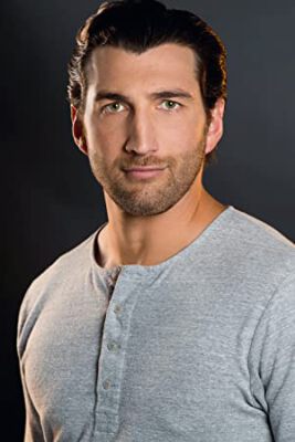 Official profile picture of Clayton Snyder