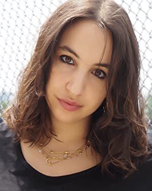 Official profile picture of Déa Julien