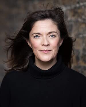 Official profile picture of Dairíne Ní Dhonnchú