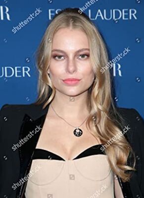 Official profile picture of Danielle Lauder