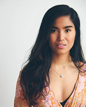 Official profile picture of Danielle Lyn