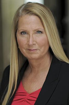 Official profile picture of Dawn Moyer