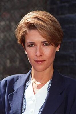 Official profile picture of Deborah Moore