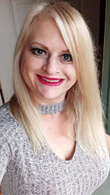 Official profile picture of Debra Manning