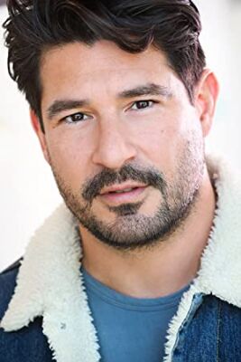 Official profile picture of Derek Alvarado