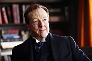 Official profile picture of Edward Hibbert