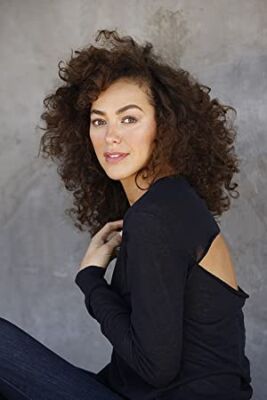 Official profile picture of Elena Goode