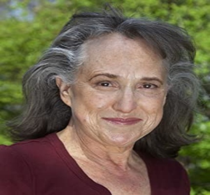 Official profile picture of Elizabeth Harnett