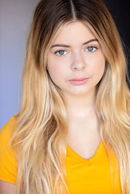 Official profile picture of Elle Coventry