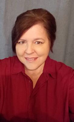 Official profile picture of Ellen Pepper