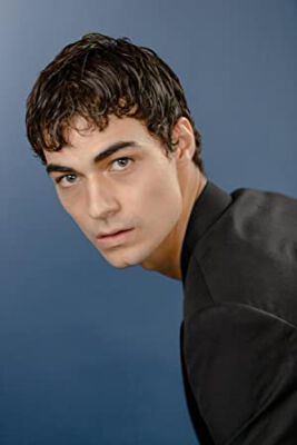 Official profile picture of Emile Ravenet