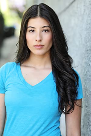 Official profile picture of Emily Ozrey