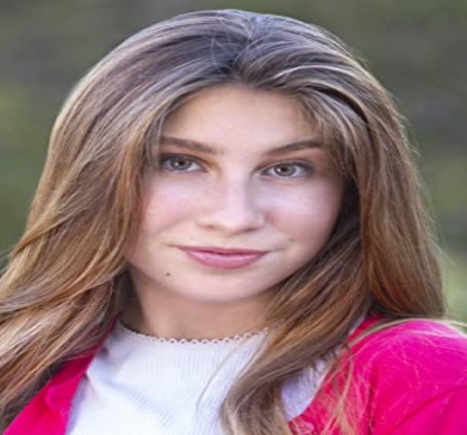 Official profile picture of Emmy Pynes