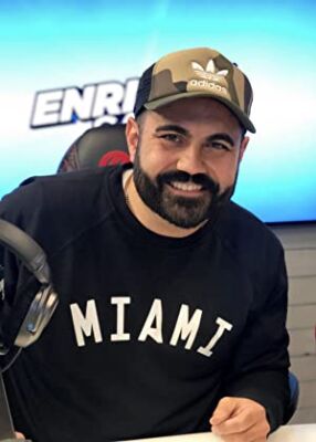 Official profile picture of Enrique Santos