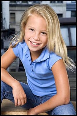 Official profile picture of Evie Thompson