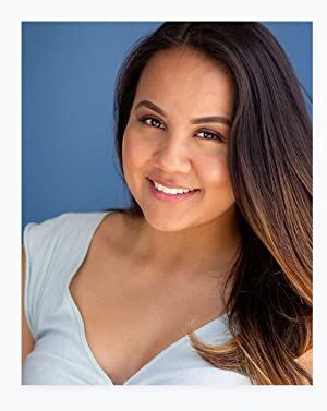 Official profile picture of Fenessa Pineda