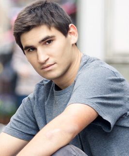 Official profile picture of Frankie Wolf