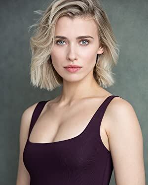 Official profile picture of Genevieve DeGraves