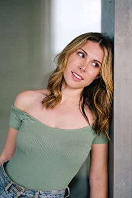 Official profile picture of Ghia Burns