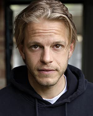 Official profile picture of Giles Cooper
